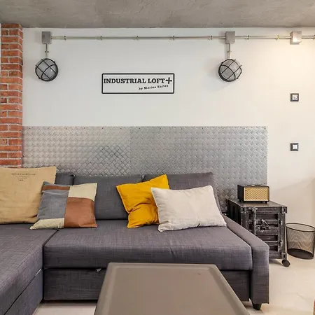 Apartment Flatguest Industrial Loft By Marina - Wifi *