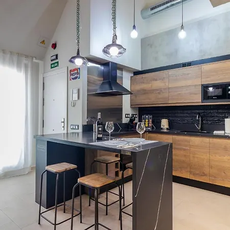 Flatguest Industrial Loft By Marina - Wifi