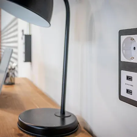 Apartment Flatguest Industrial Loft By Marina - Wifi